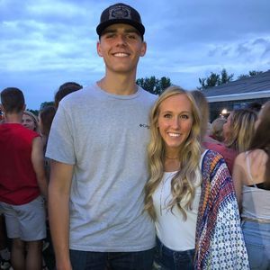 Meet your Posher, Cooper